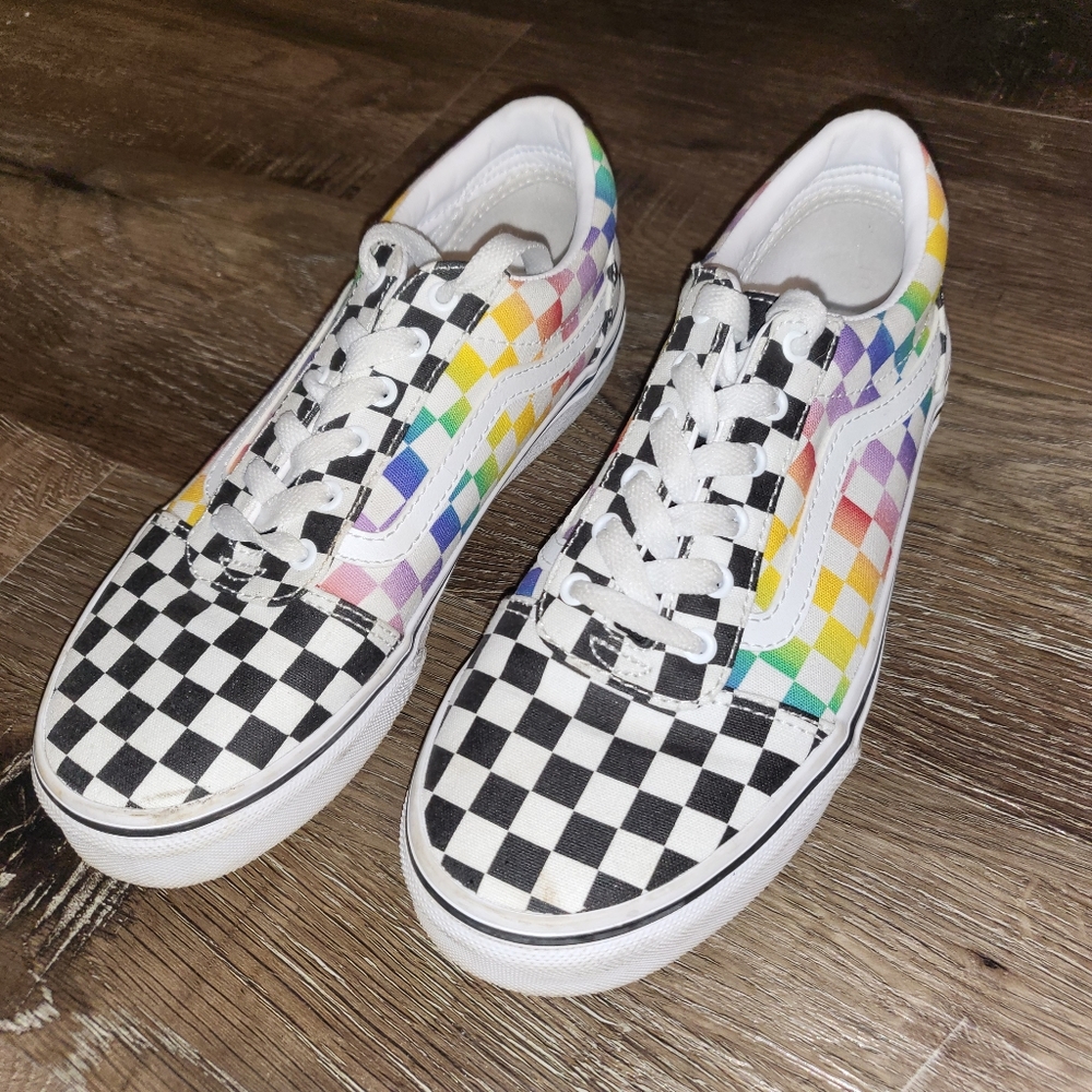 🌷🩷VANS rainbow checkerboard - Picture 1 of 7